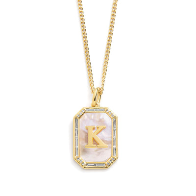 Goldene initialen anhänger kette - elegantes accessoire für frauen