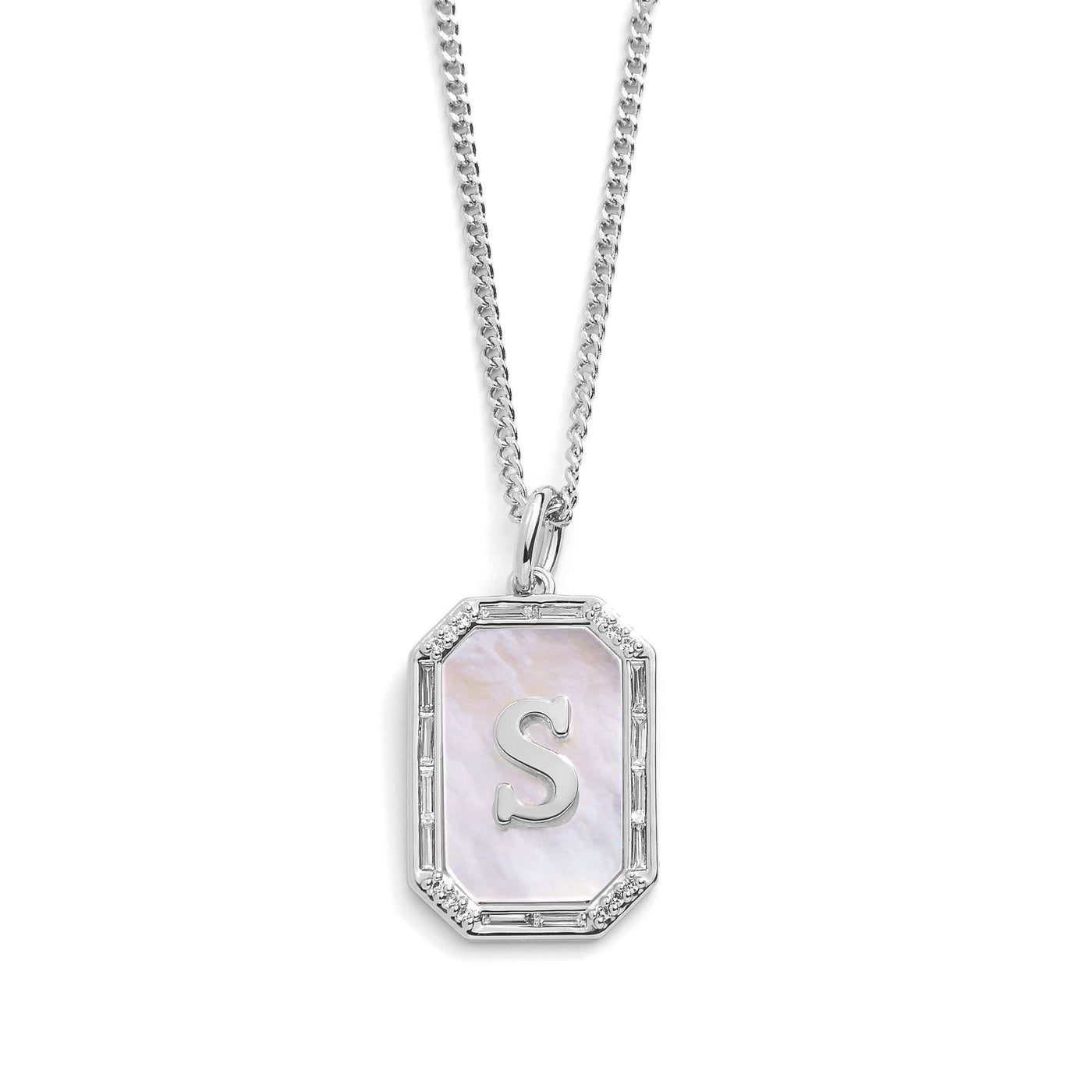 Goldene initialen anhänger kette - elegantes accessoire für frauen