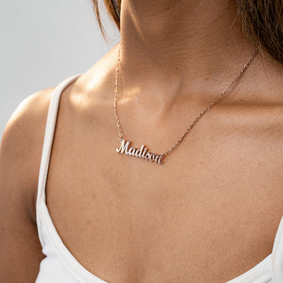 Personalisierte namenscollier – ein edles und stilvolles geschenk