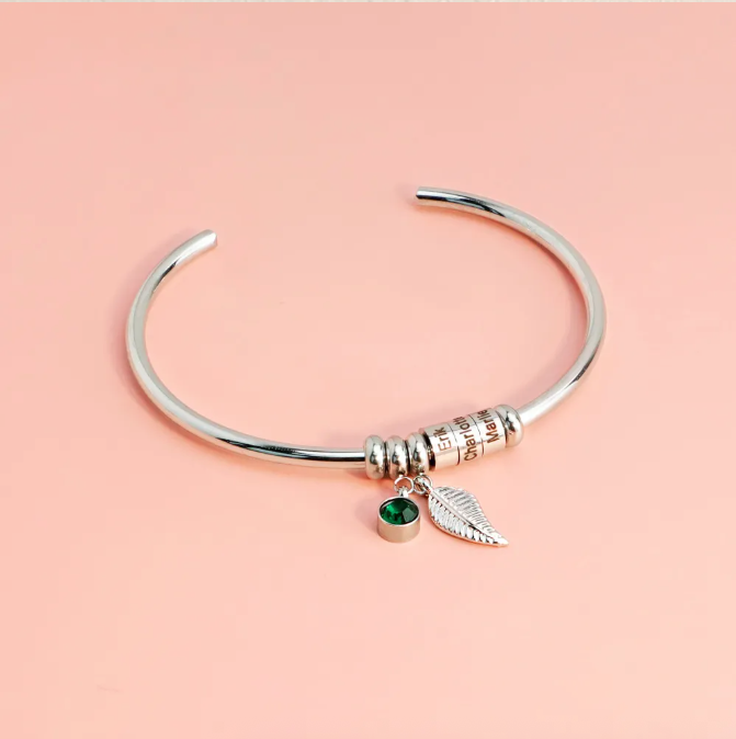 Schicker silberarmband - raffiniertes accessoire für damen